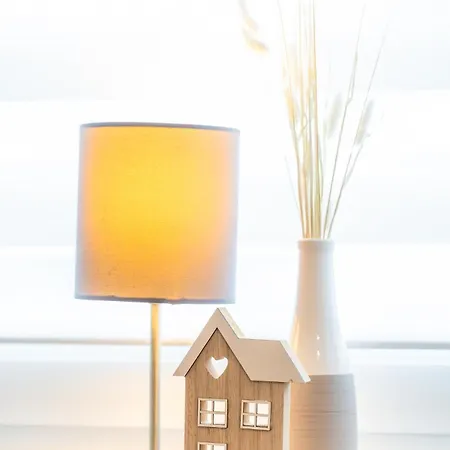 Wohlfuehl-appartement In * ブリーロン
